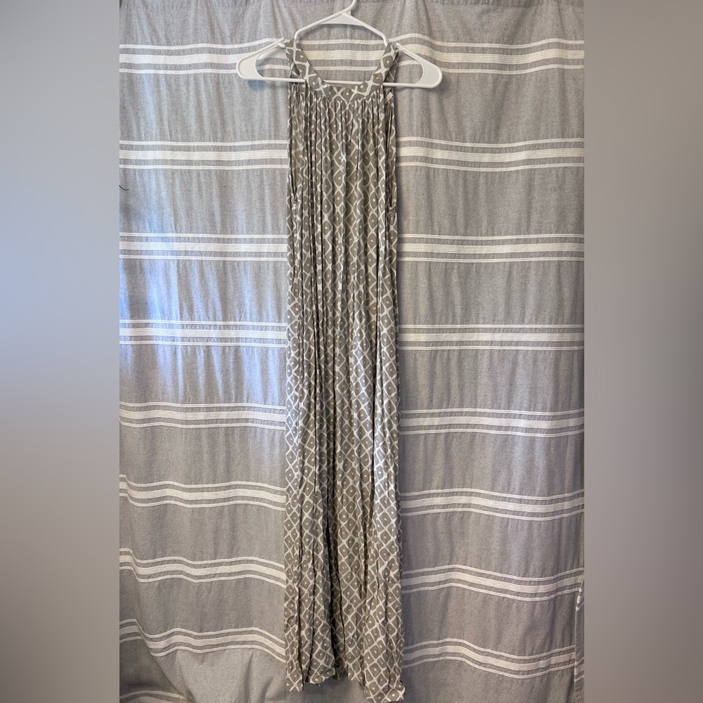 MANAOLA DRESS LARGE GRAY WHITE